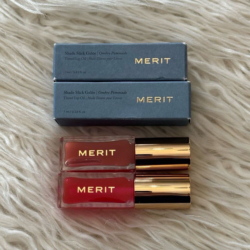 Merit Shade Slick Hydrating Tinted Lip Oil Les Deux & Jete